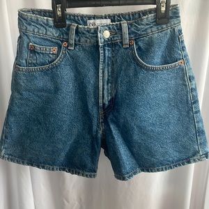 Zara denim short!